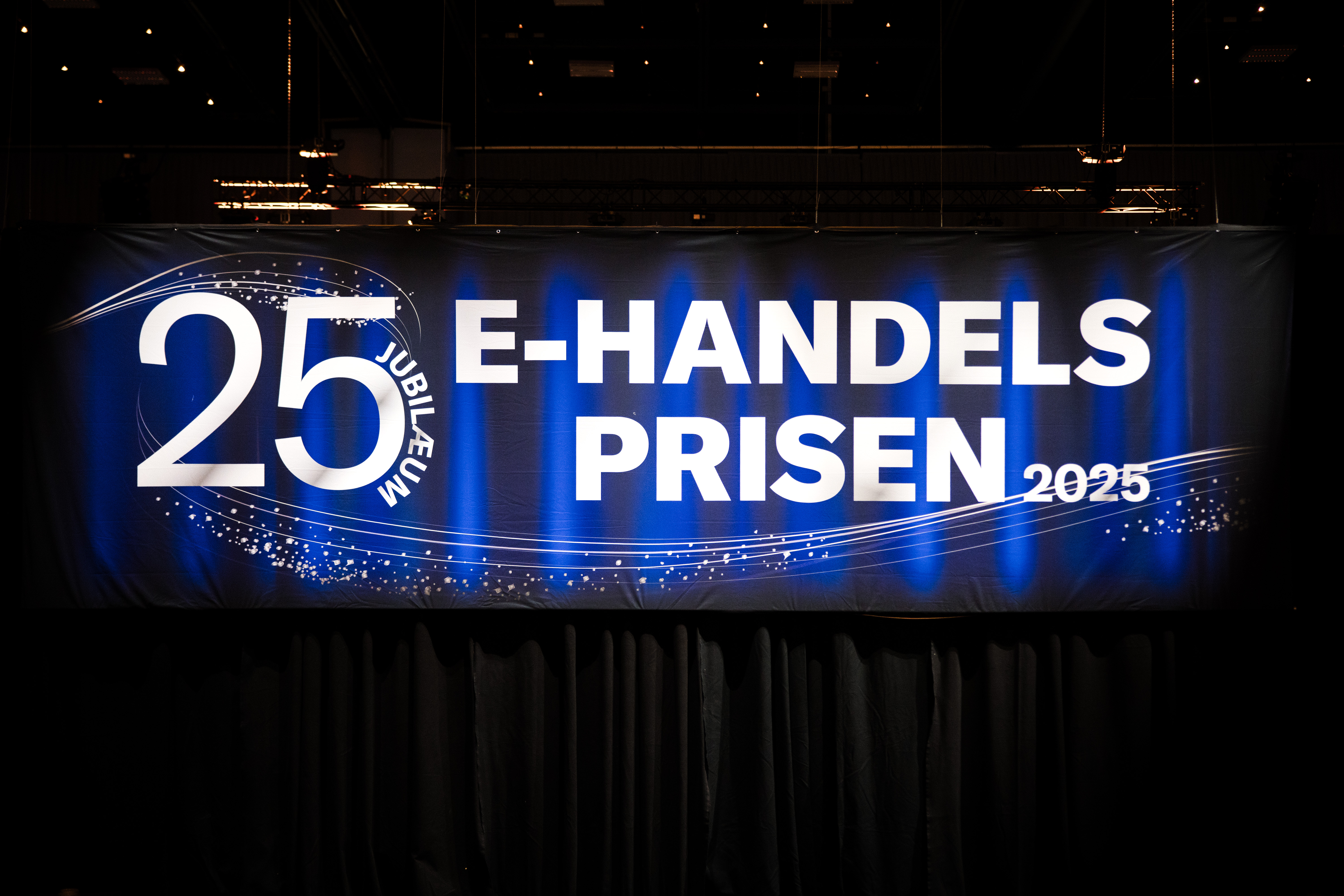 Theme Banner
